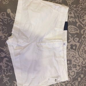 white GAP shorts